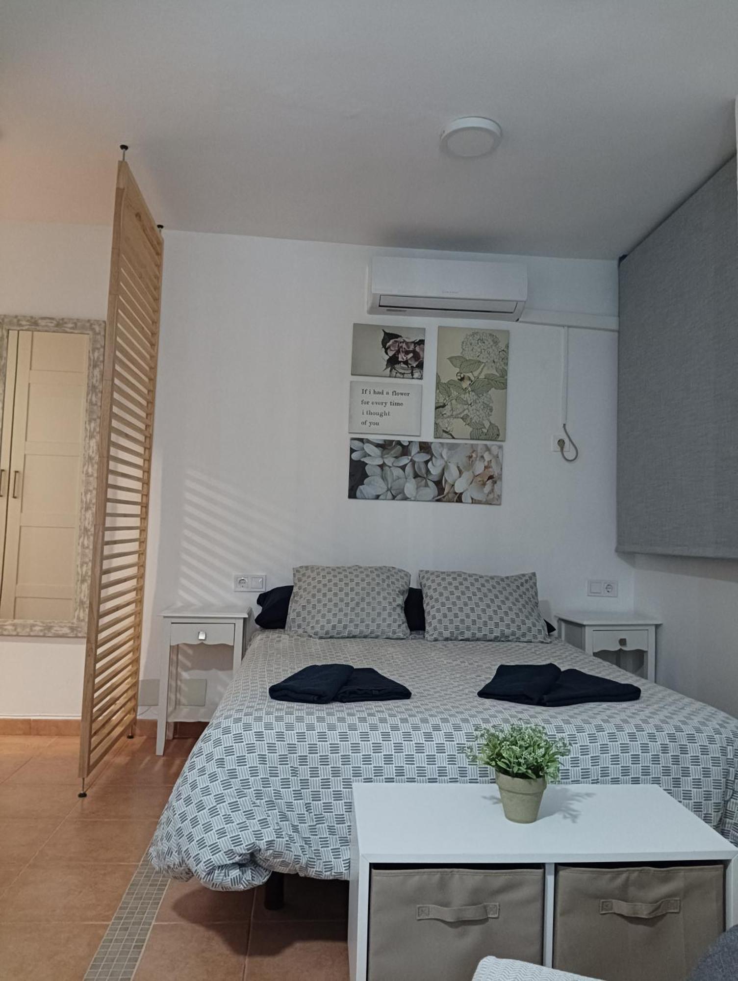 Apartamento Luminoso estudio muy cerca de la playa Benalmádena Exterior foto