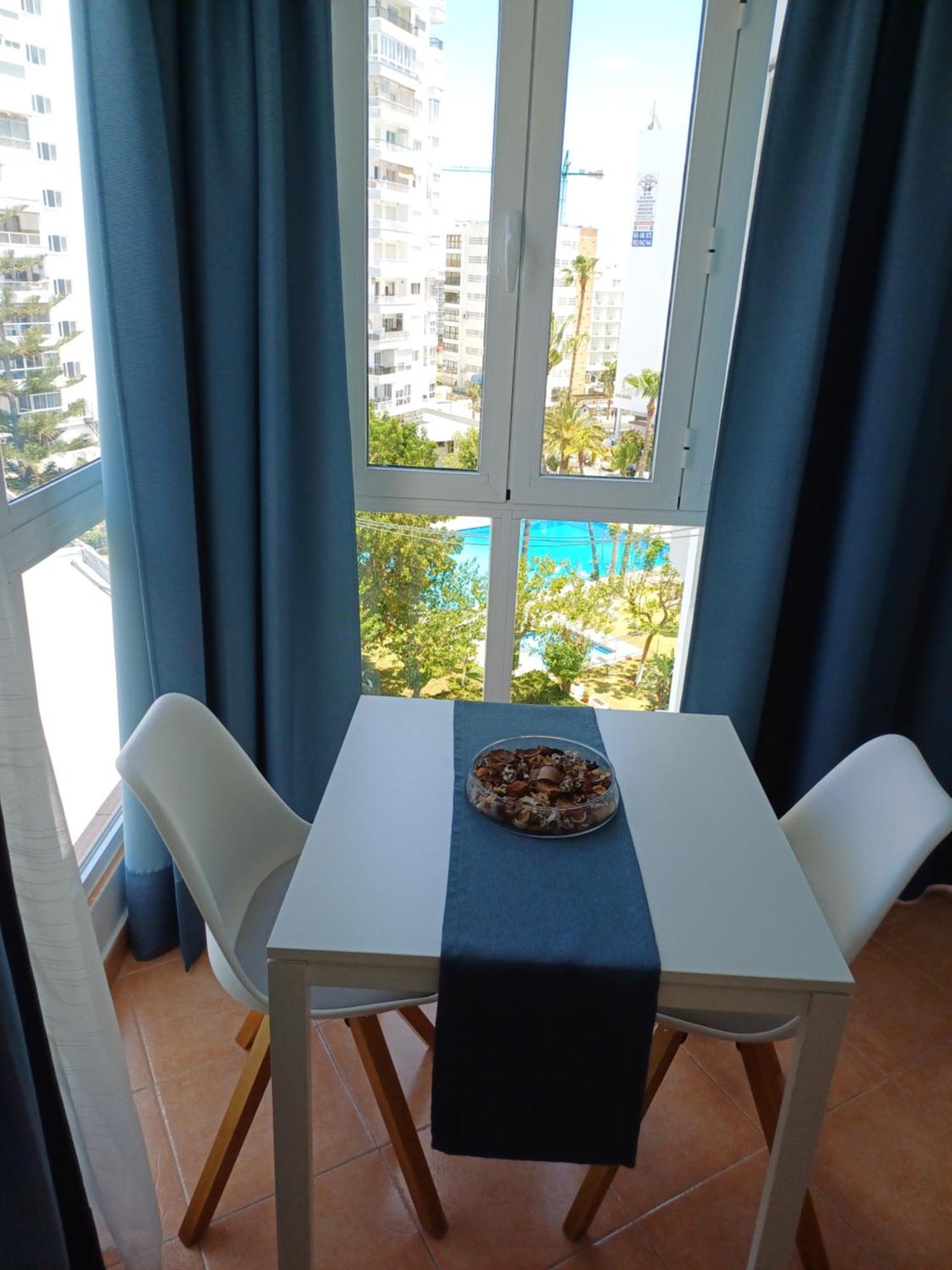 Apartamento Luminoso estudio muy cerca de la playa Benalmádena Exterior foto