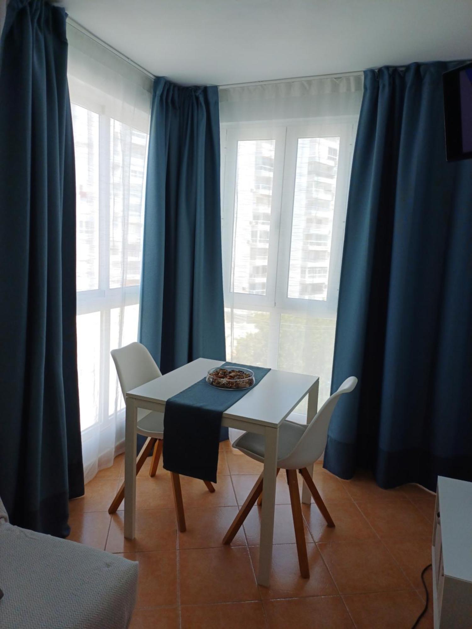 Apartamento Luminoso estudio muy cerca de la playa Benalmádena Exterior foto